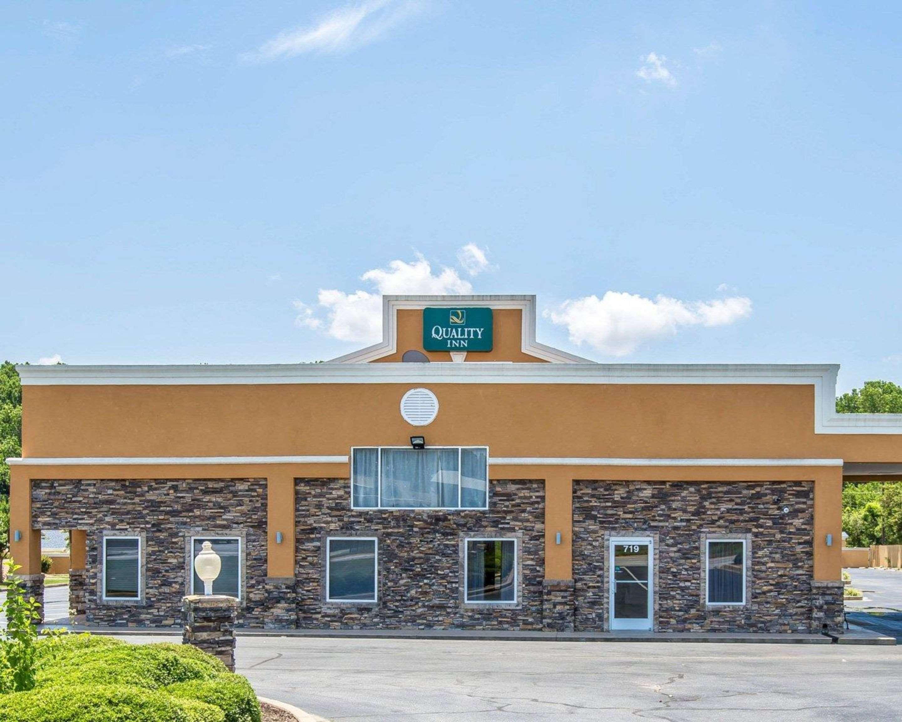 Quality Inn Greenwood Hwy 25 Exterior photo